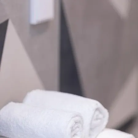 Revalia Lastekodu Bus-station Airport Apartamento