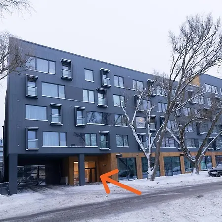 Revalia Lastekodu Bus-station Airport * Tallinn