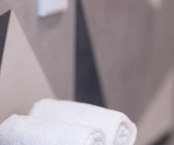 Revalia Lastekodu Bus-station Airport 公寓