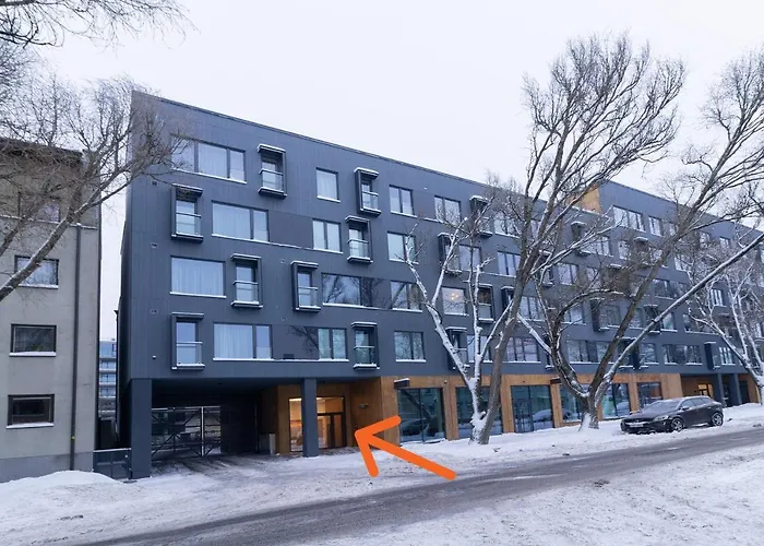 Revalia Lastekodu Bus-station Airport * Tallinn