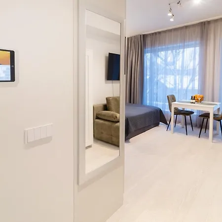 Revalia Lastekodu Bus-station Airport